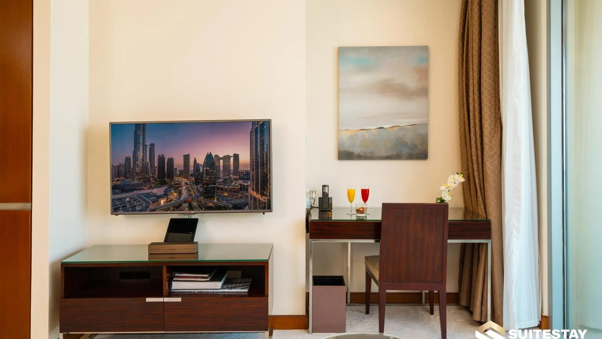 Ostay-Fashion Avenue Dubai Mall Apartahotel