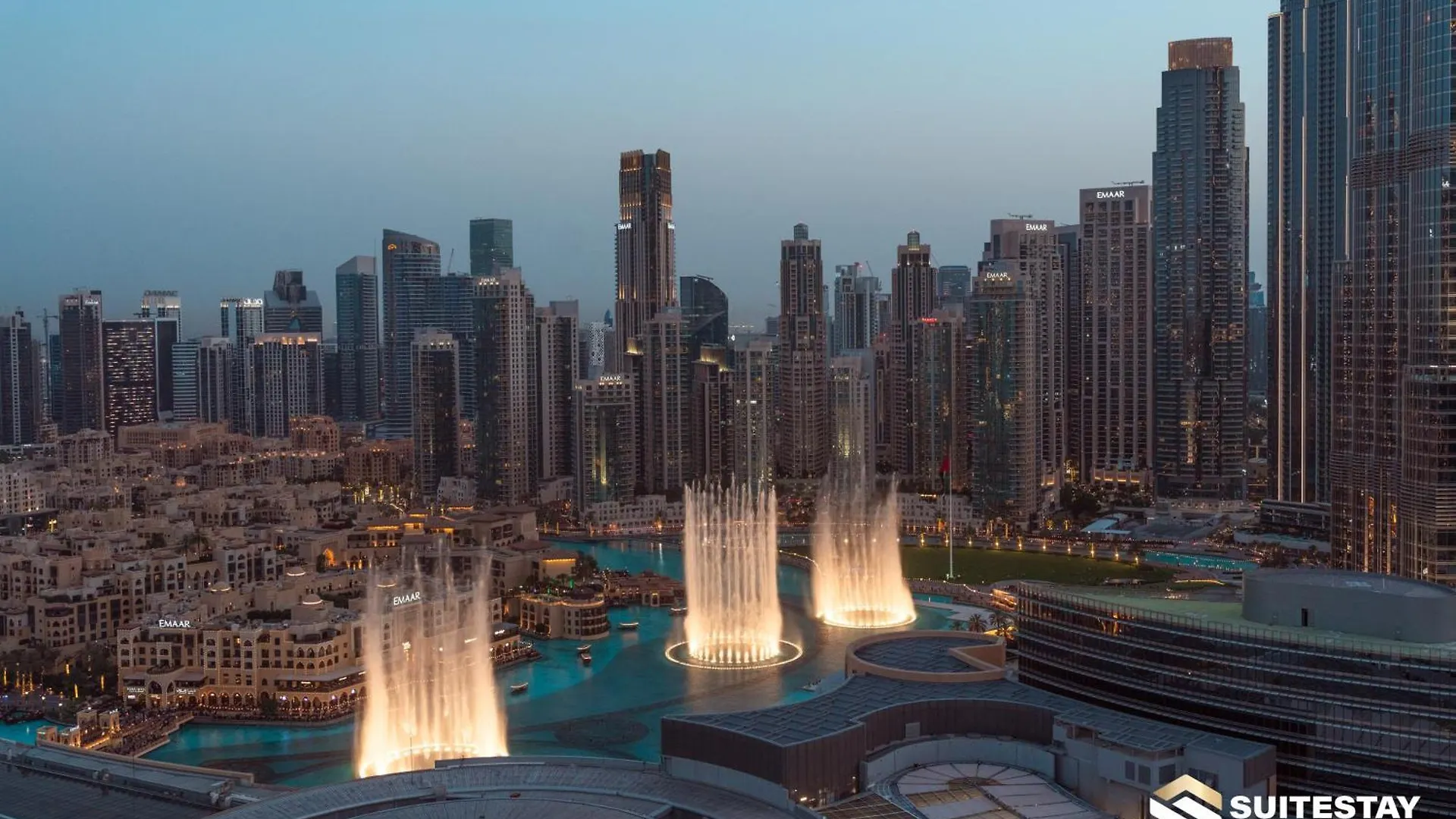 Ostay-Fashion Avenue Dubai Mall