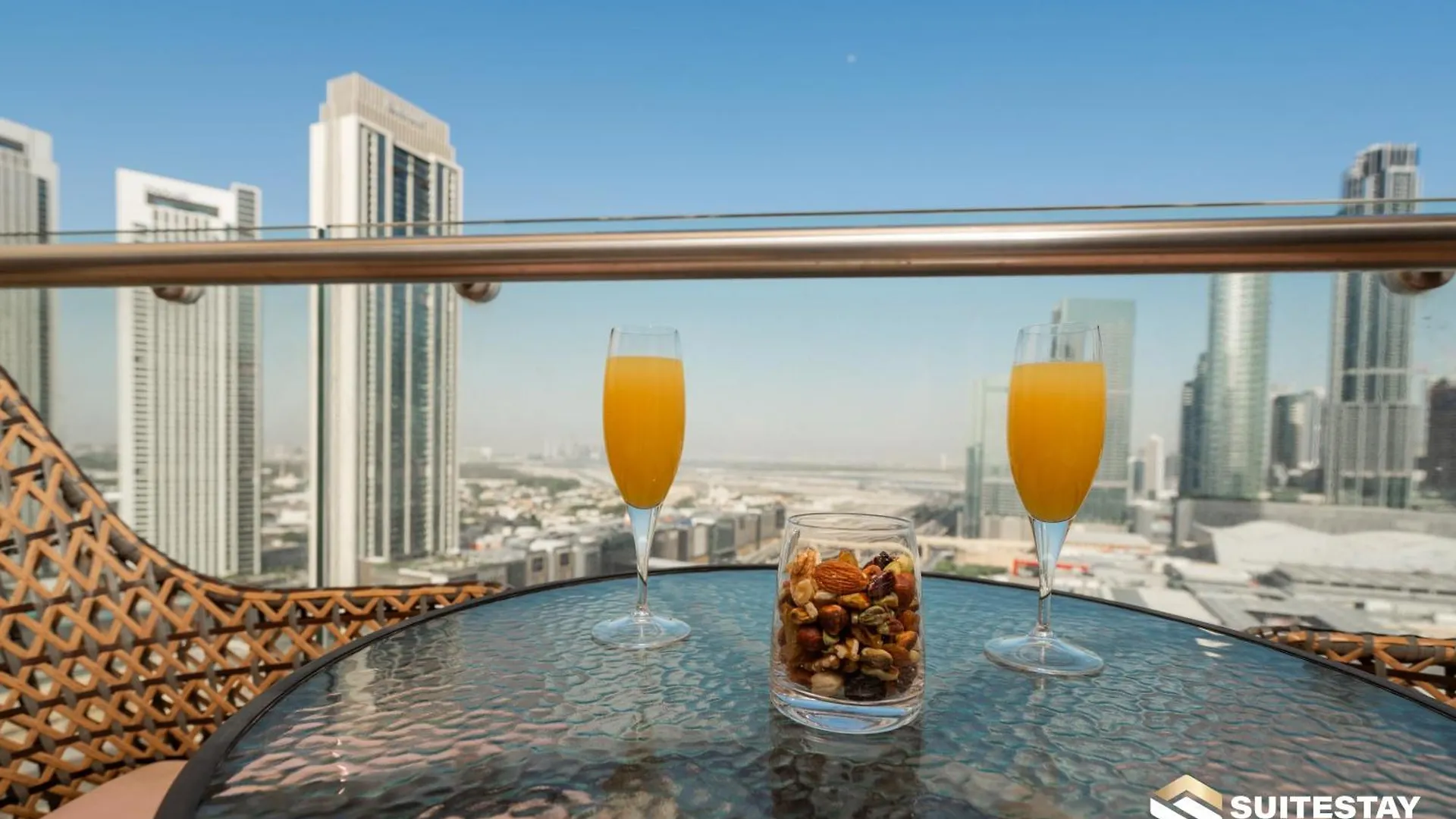 Ostay-Fashion Avenue Dubai Mall شقة فندقية